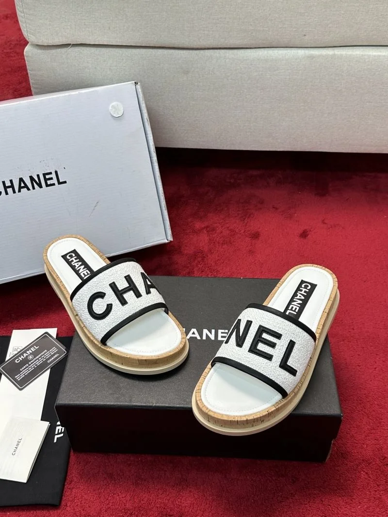 Chanel Slippers Fashionable 19566