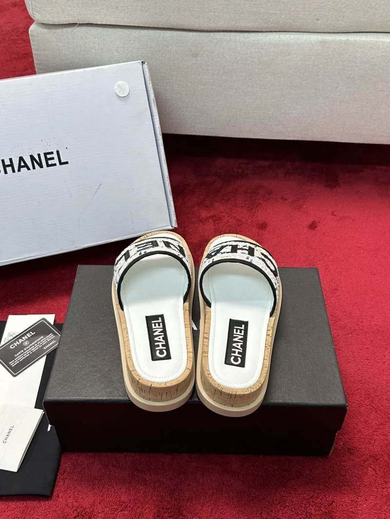 UrbanChic Chanel Slippers 19562