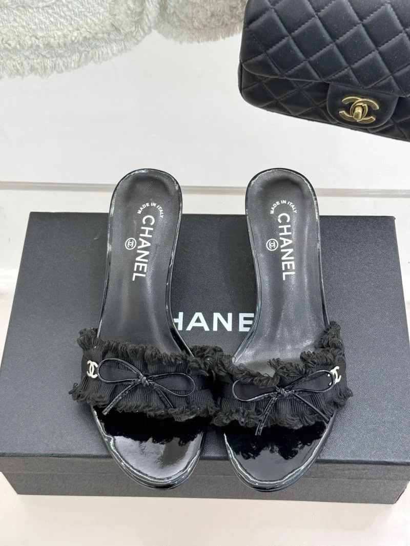 Chanel Slippers GoAnywhere 18925