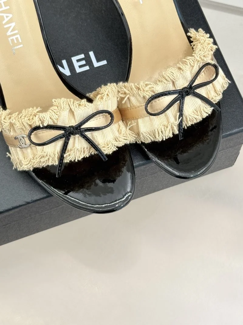 Chanel Slippers ComfortFit 18917