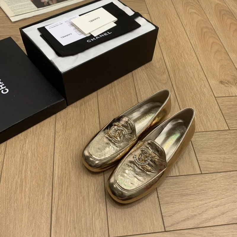 Sleek Chanel Slippers 19050