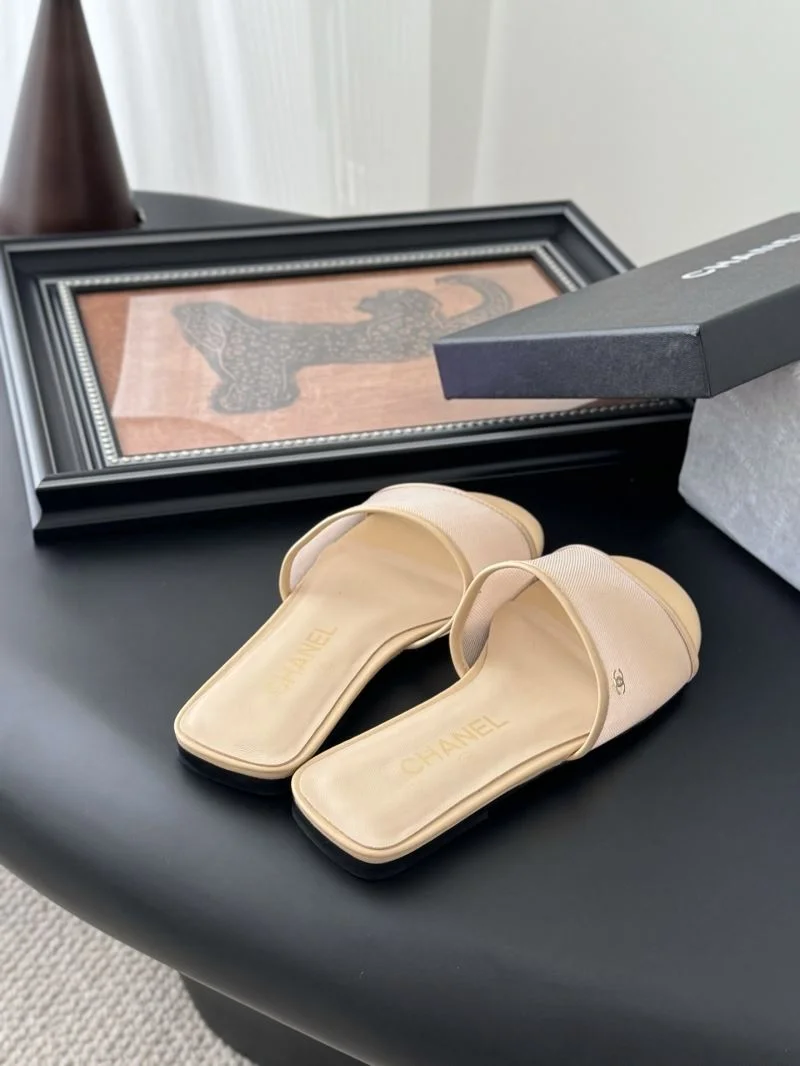Packable Chanel Slippers 18919