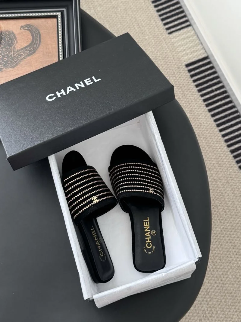 Chanel Slippers ZipUp 18939