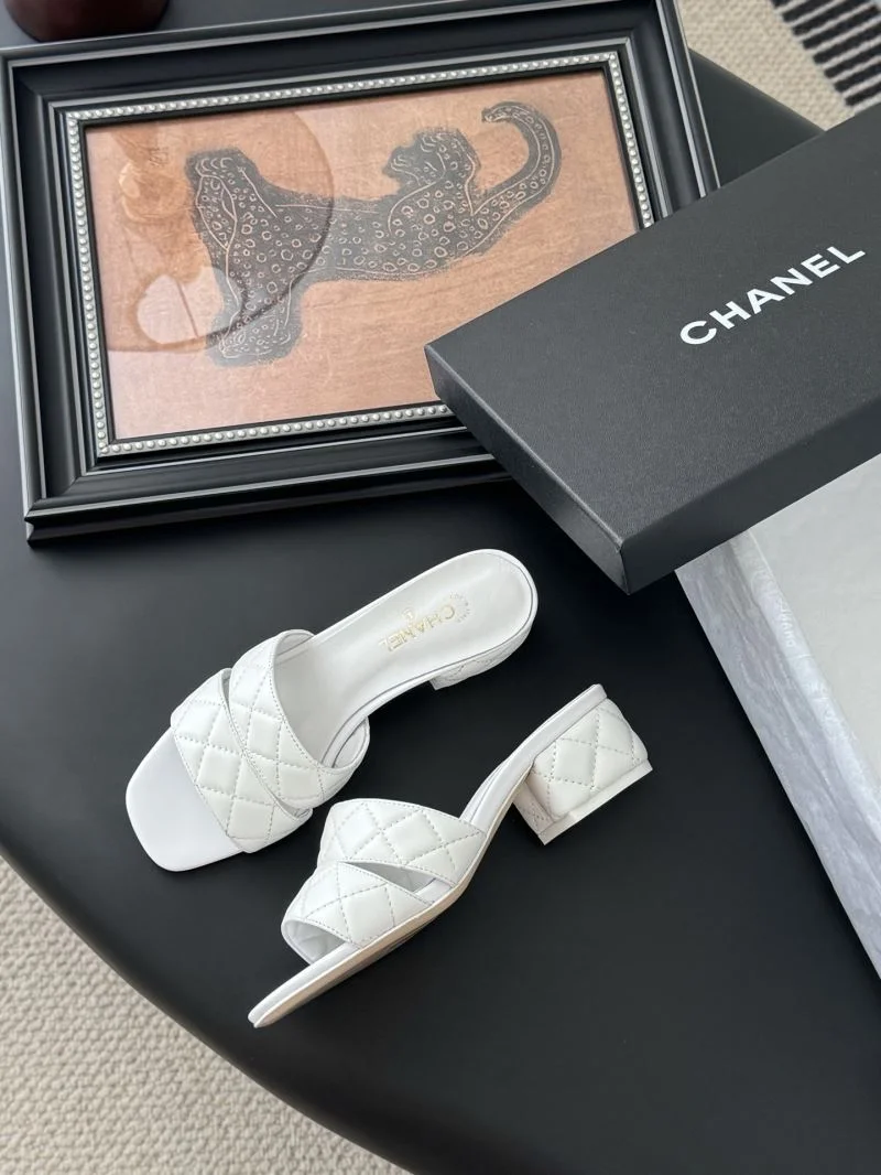 Practical Chanel Slippers 18920