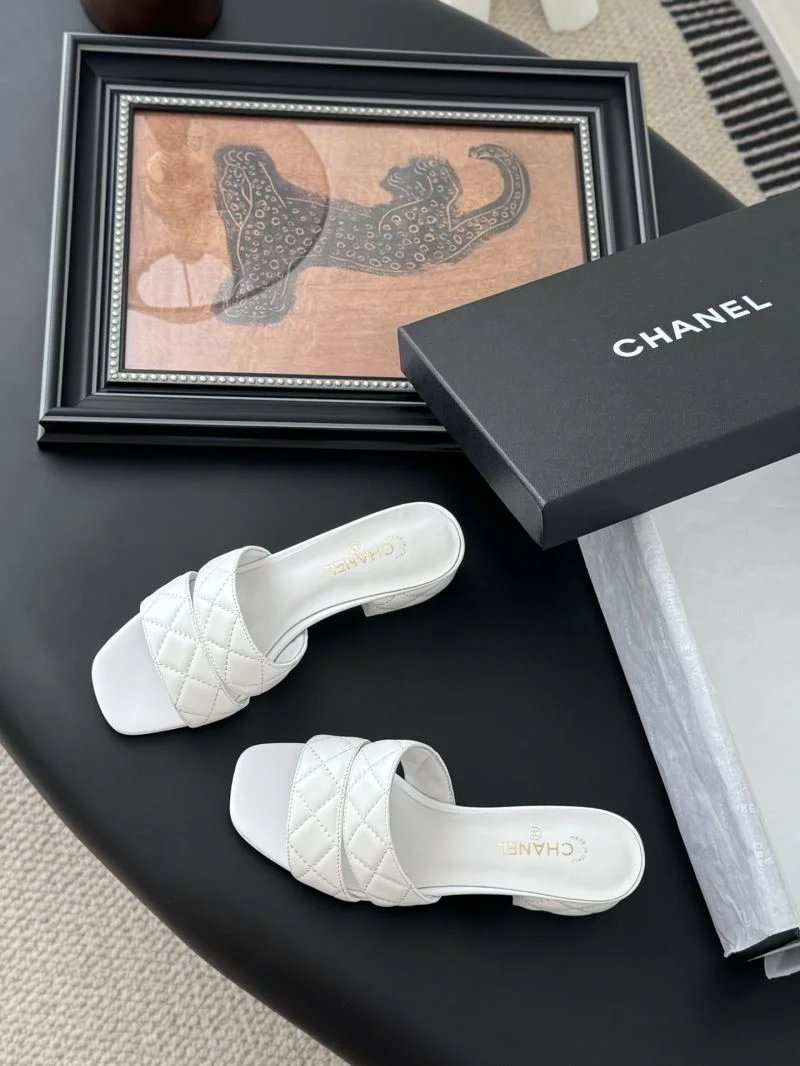 Practical Chanel Slippers 18920
