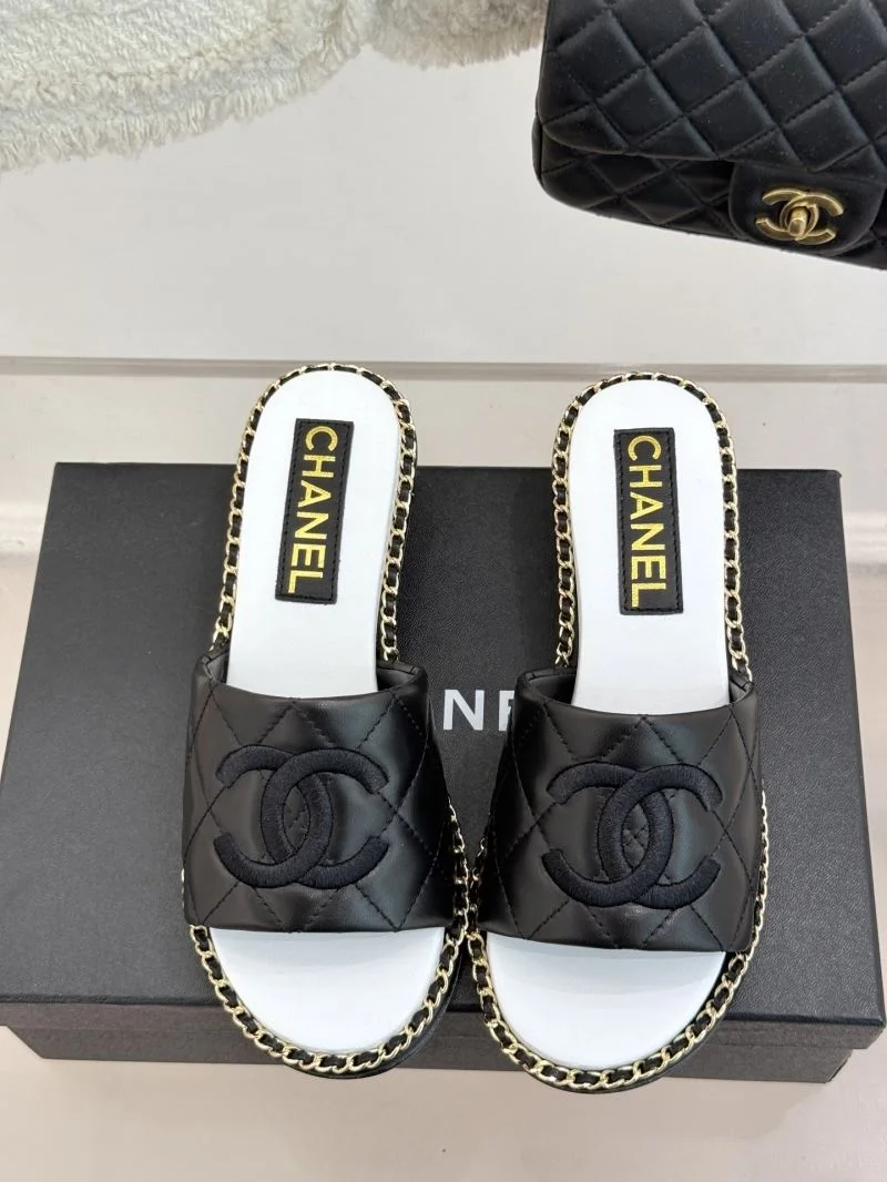 Chanel Slippers Chic 18909