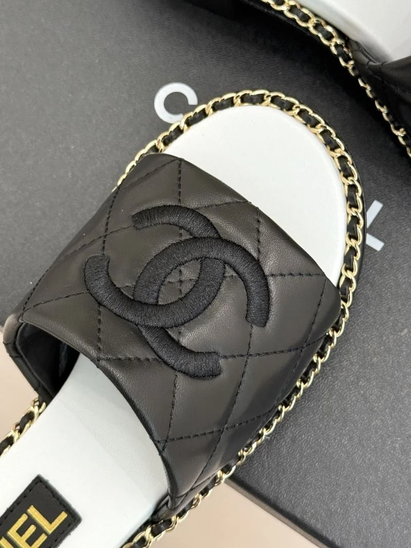 Chanel Slippers Chic 18909