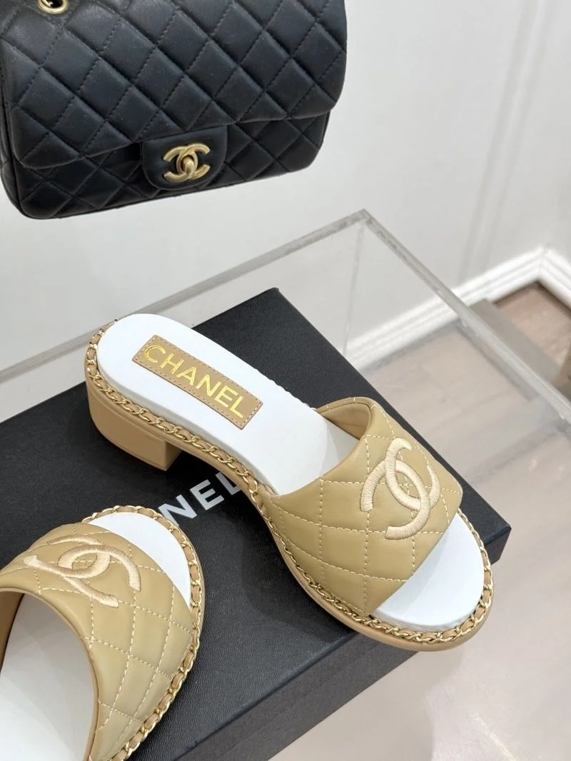 Youthful Chanel Slippers 18893