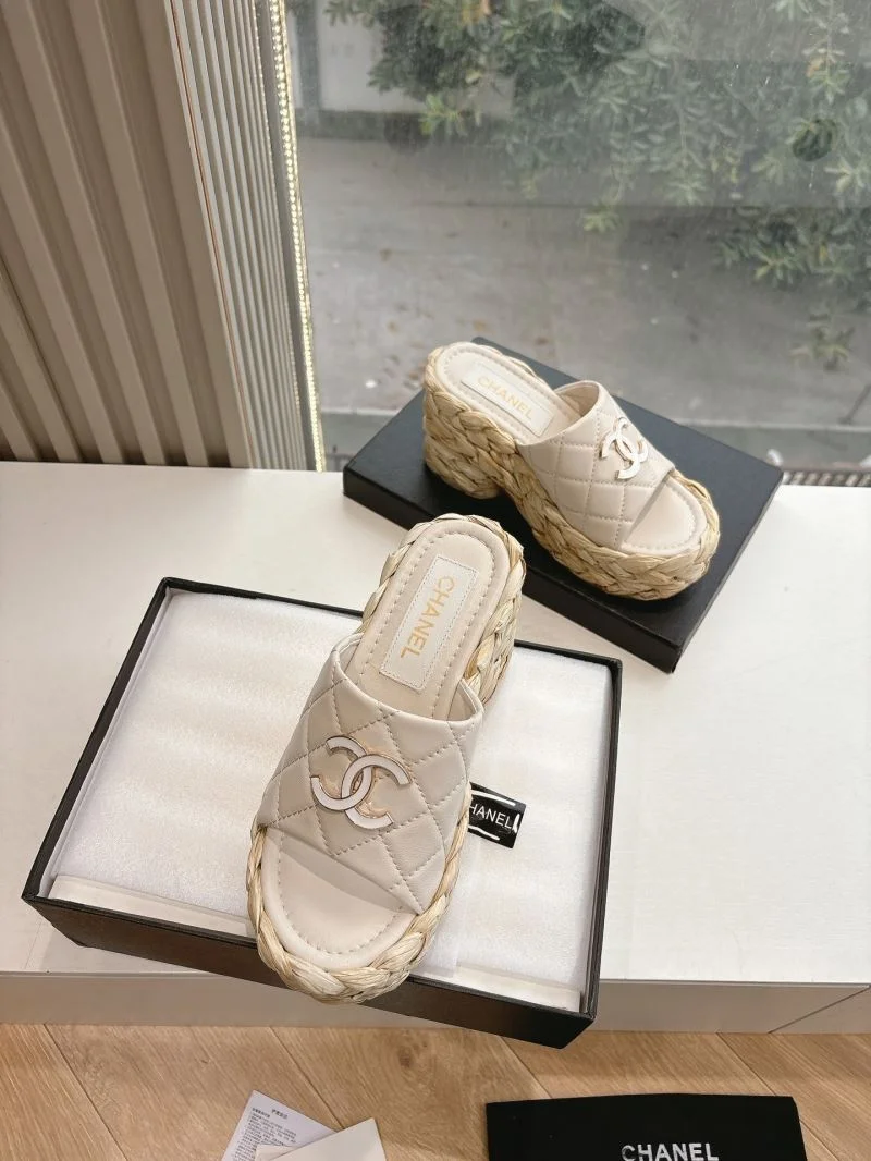 Chanel Slippers SmoothTexture 18895