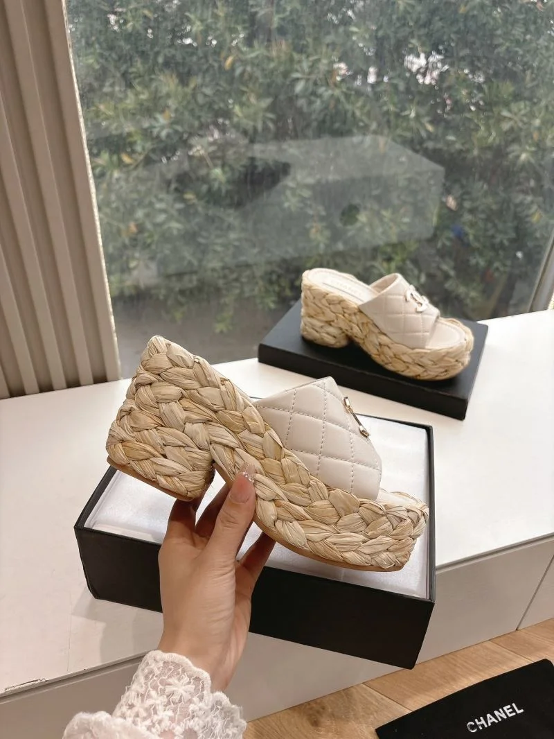 Chanel Slippers SmoothTexture 18895