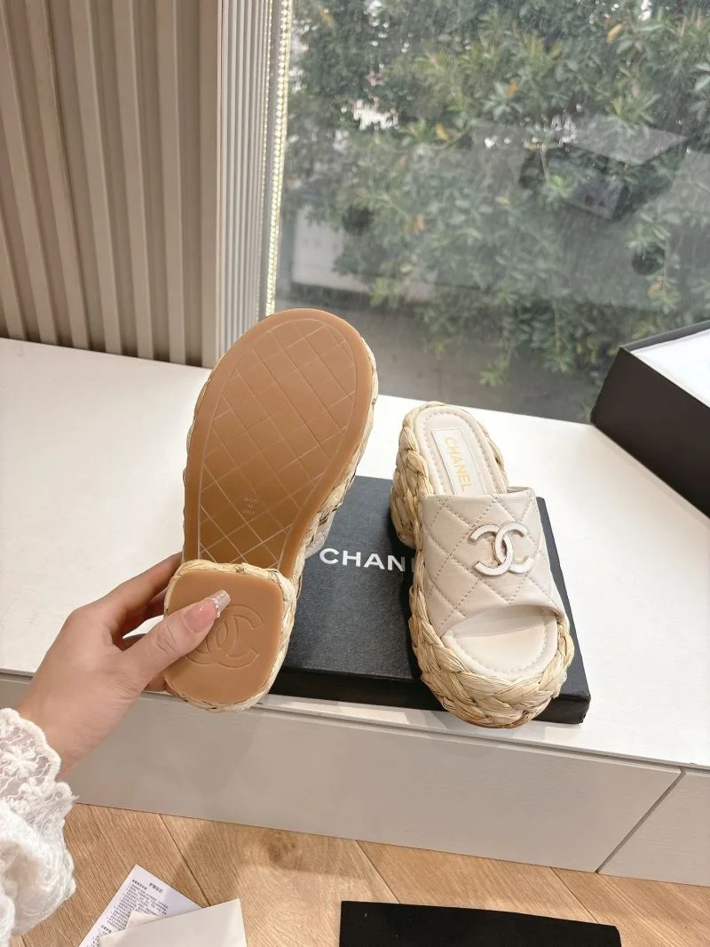 Chanel Slippers SmoothTexture 18895