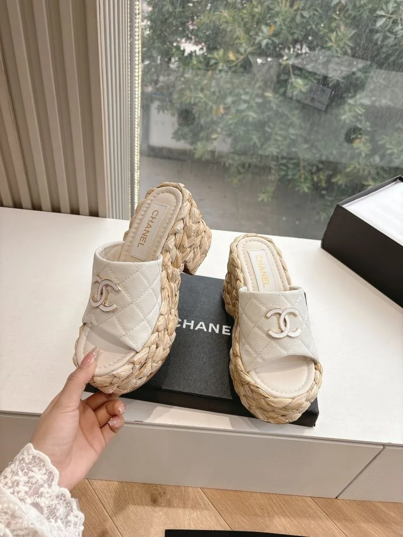 Comfortable Chanel Slippers 18890