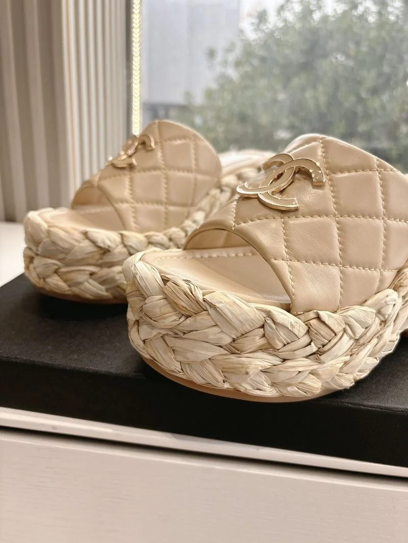 Snug Chanel Slippers 18892