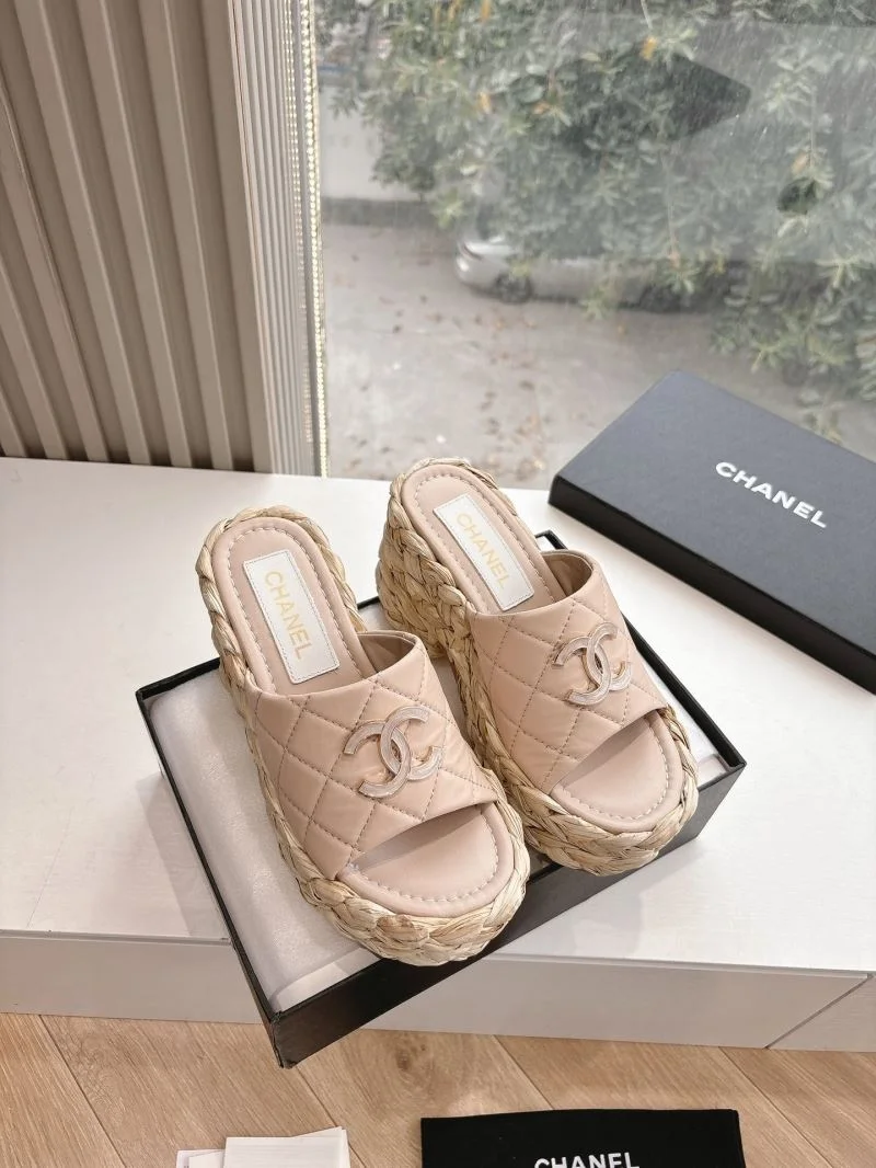 Effortless Chanel Slippers 18941