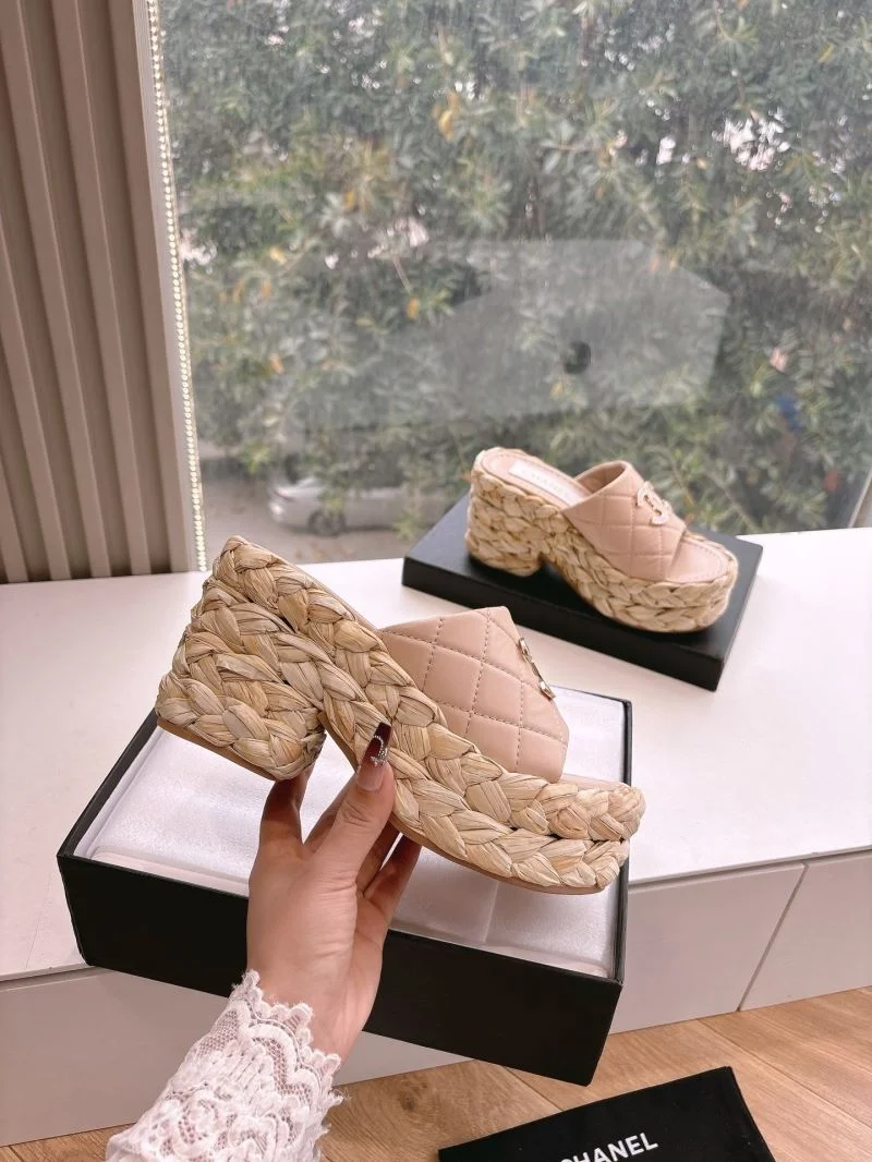 Effortless Chanel Slippers 18941
