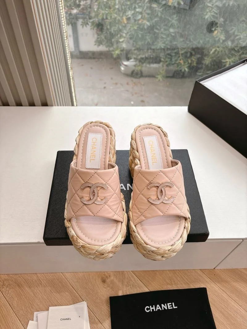 Effortless Chanel Slippers 18941