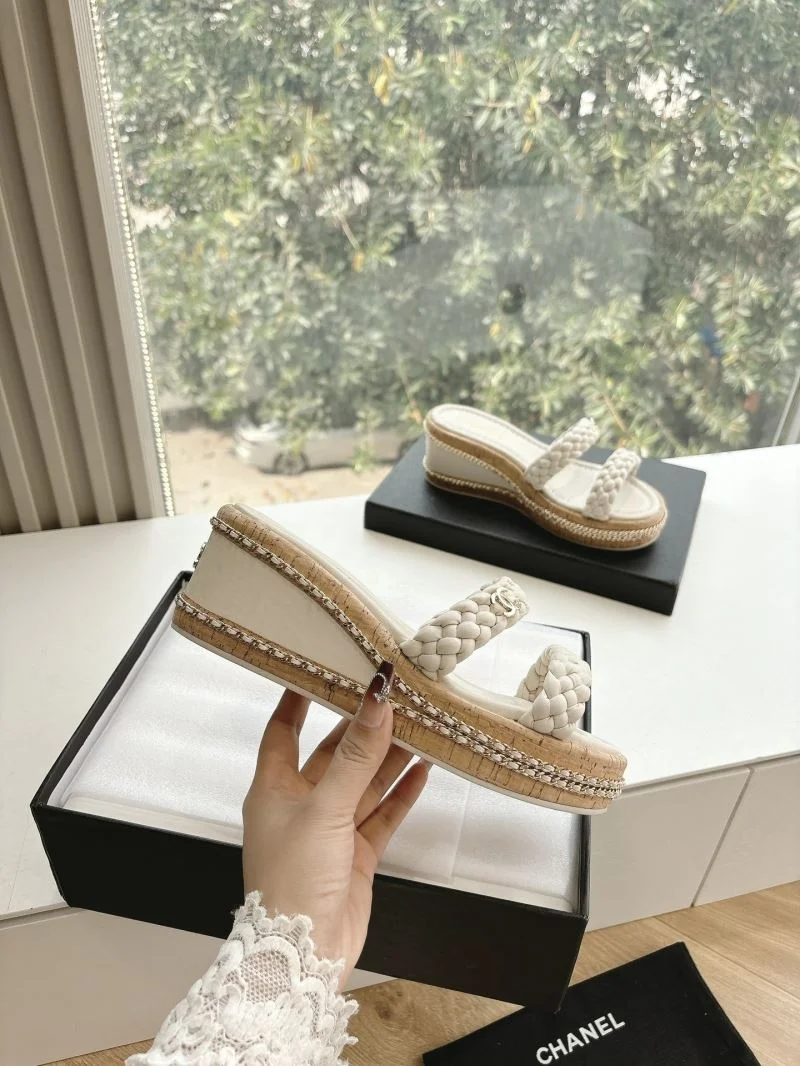 Cozy Chanel Slippers 18888
