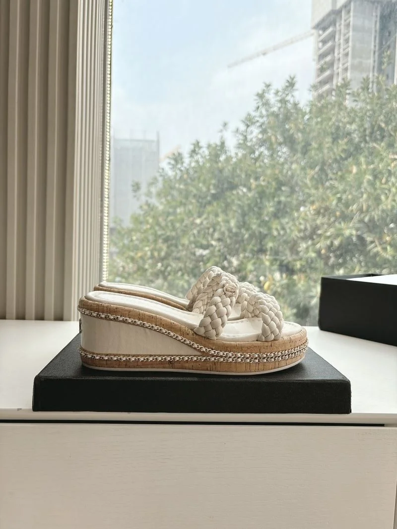 Cozy Chanel Slippers 18888