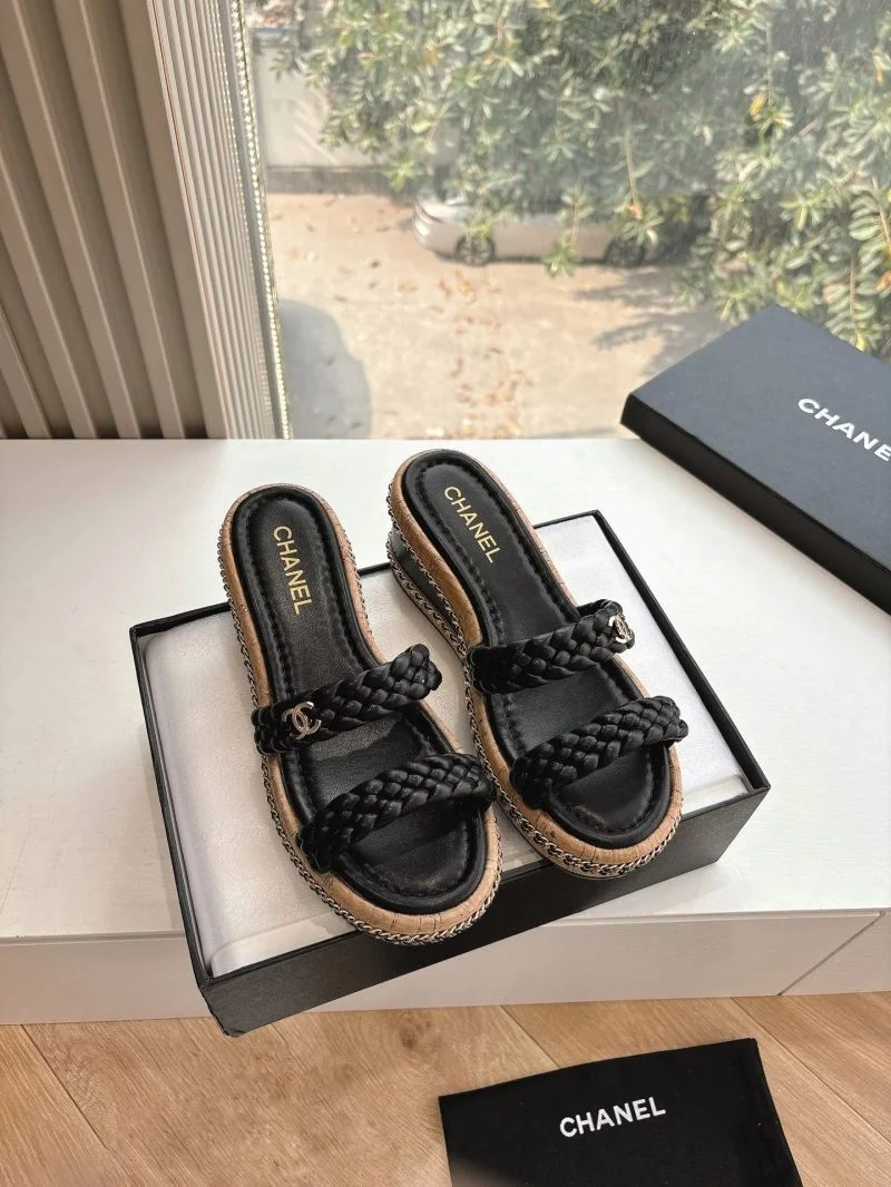 Chanel Slippers WaterResistant 18880