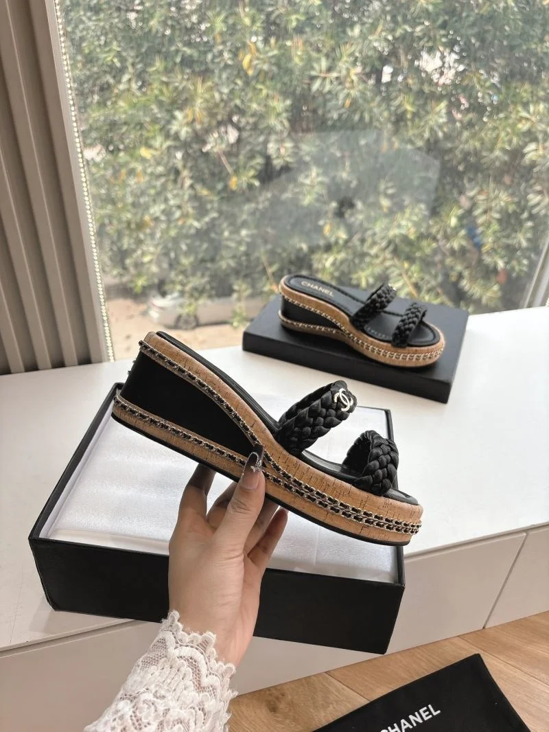 Chanel Slippers WaterResistant 18880