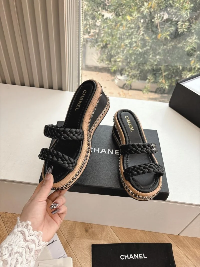 Chanel Slippers WaterResistant 18880