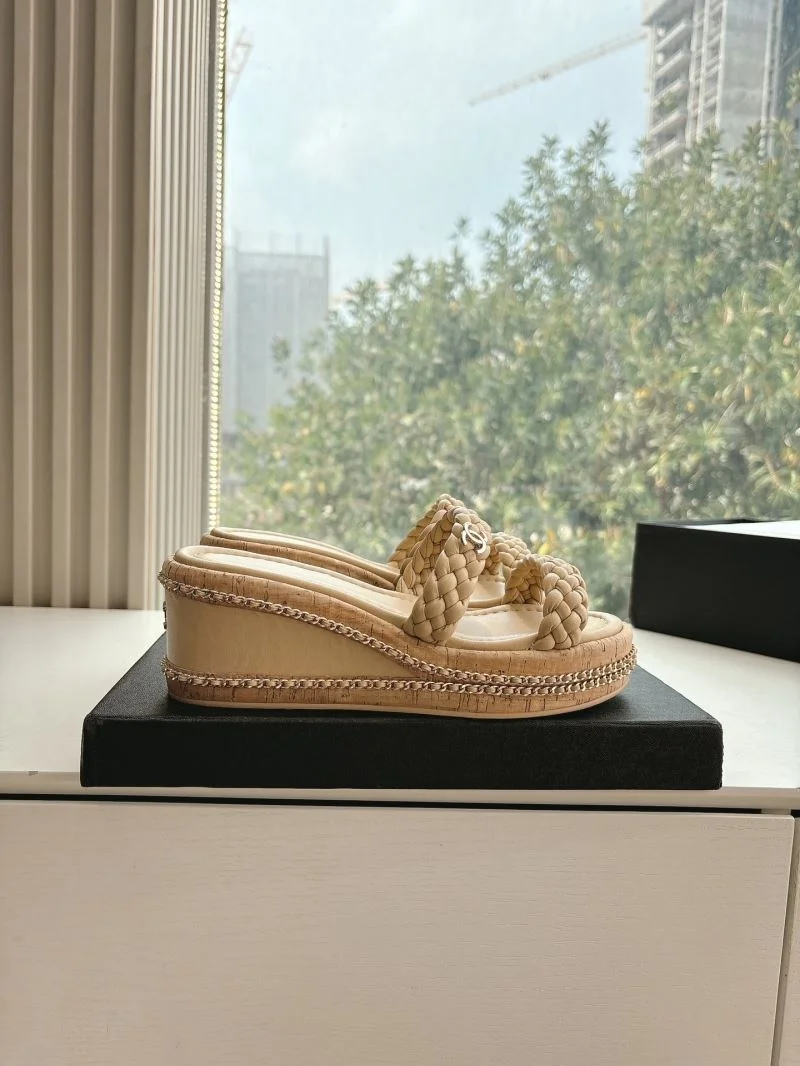 AllSeason Chanel Slippers 18886