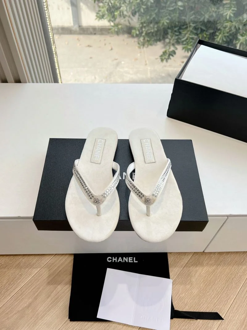 Chanel Slippers Neat 18870