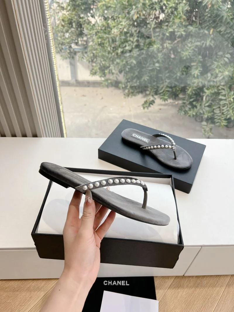 Chanel Slippers Effortless 18874