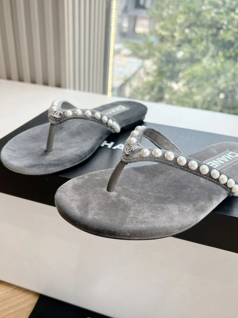 Chanel Slippers Effortless 18874