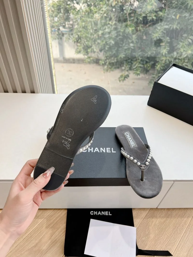 Chanel Slippers Effortless 18874