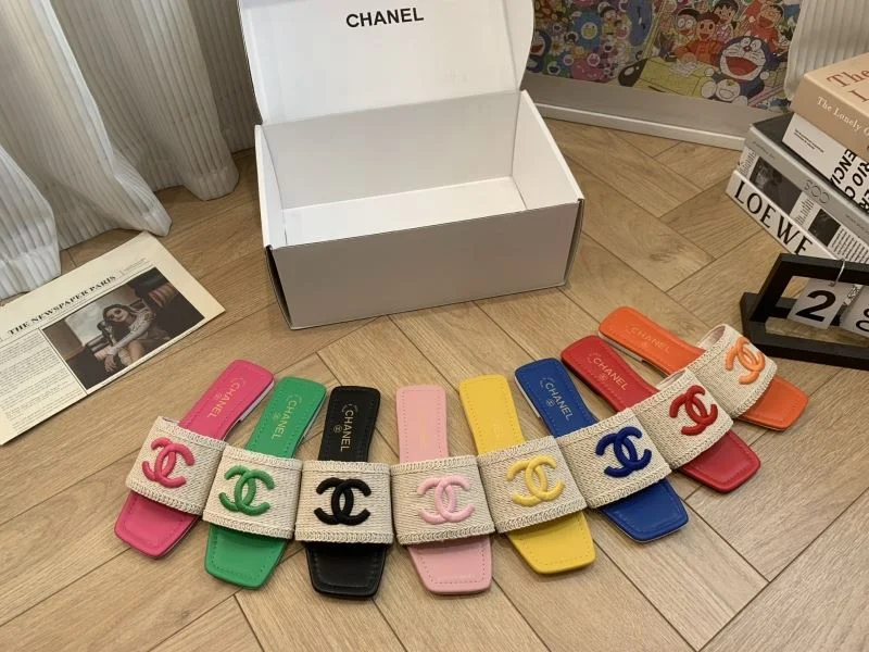 UrbanChic Chanel Slippers 18856