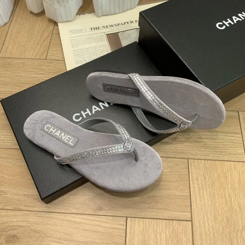 Attractive Chanel Slippers 18847