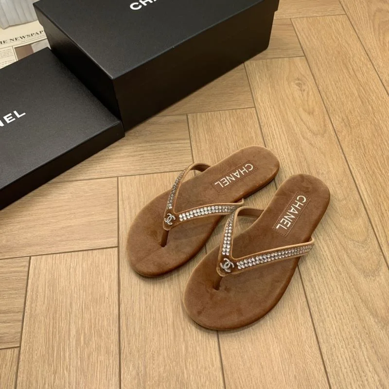 Chanel Slippers Trendsetting 18842