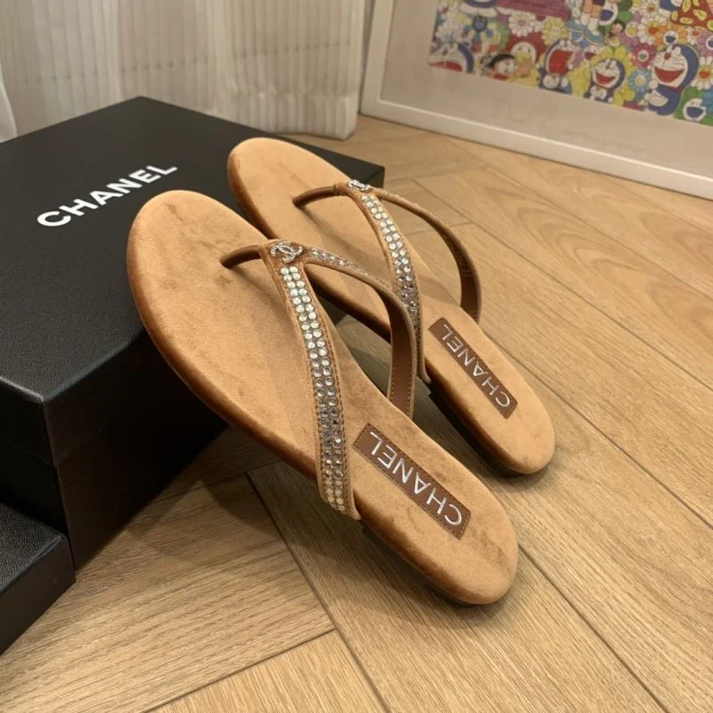 Chanel Slippers Trendsetting 18842