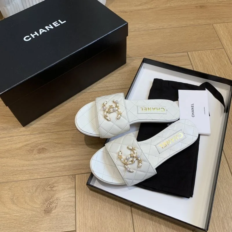 Chanel Slippers SportInspired 18900