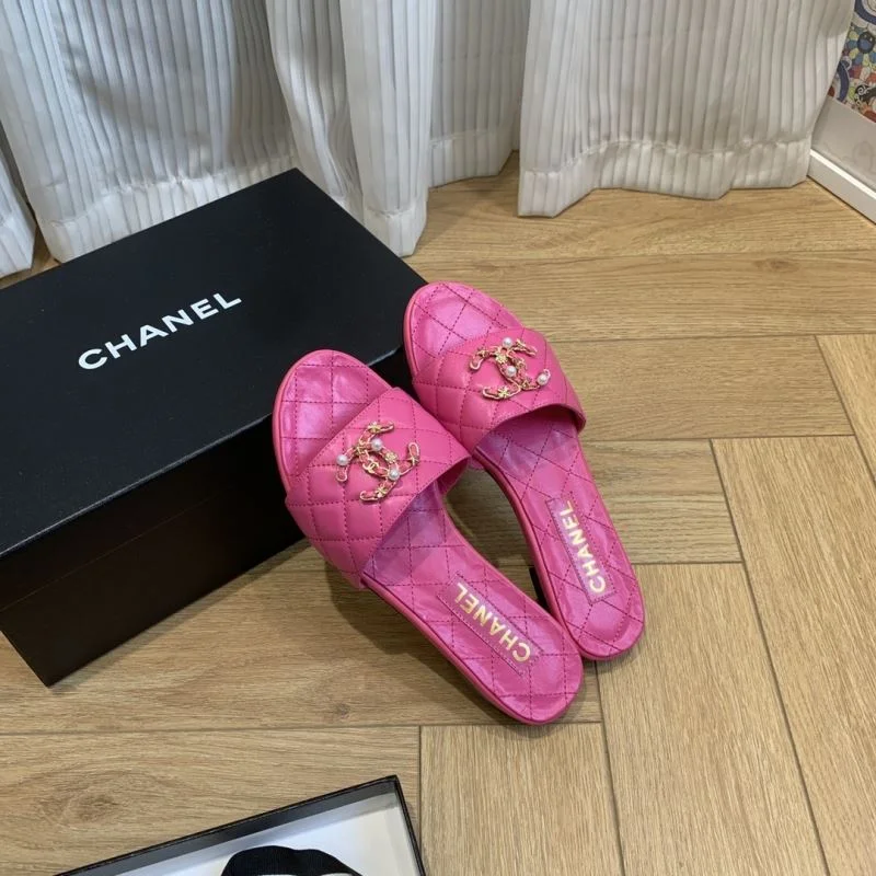 Chanel Slippers Minimalist 18898