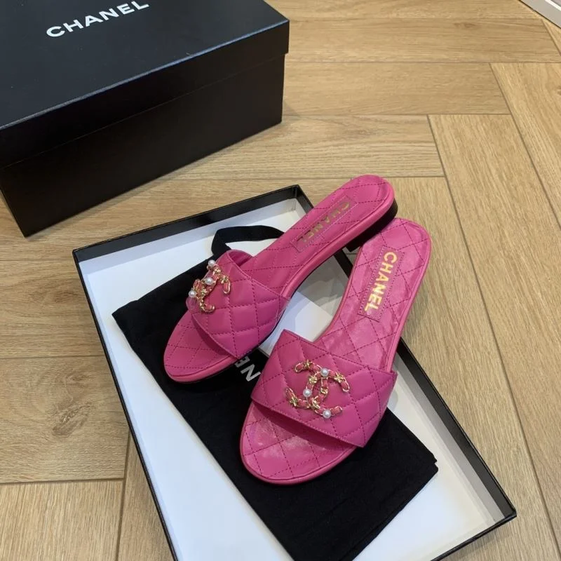 Chanel Slippers Minimalist 18898