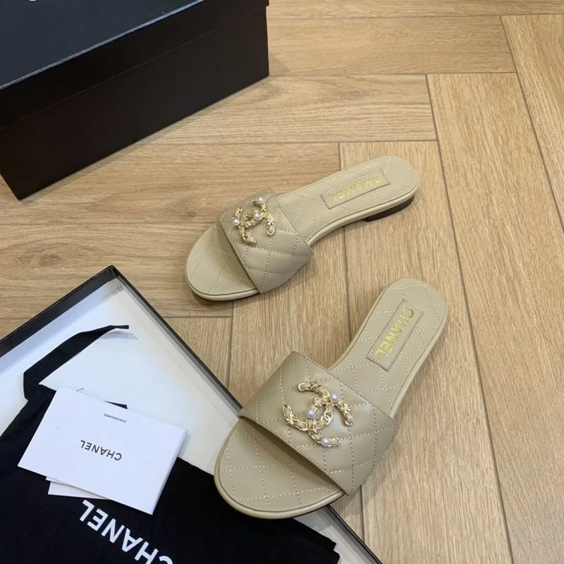 Chanel Slippers MoistureWicking 18840