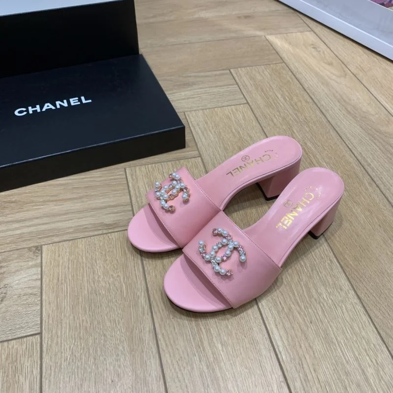 Trendy Chanel Slippers 18830