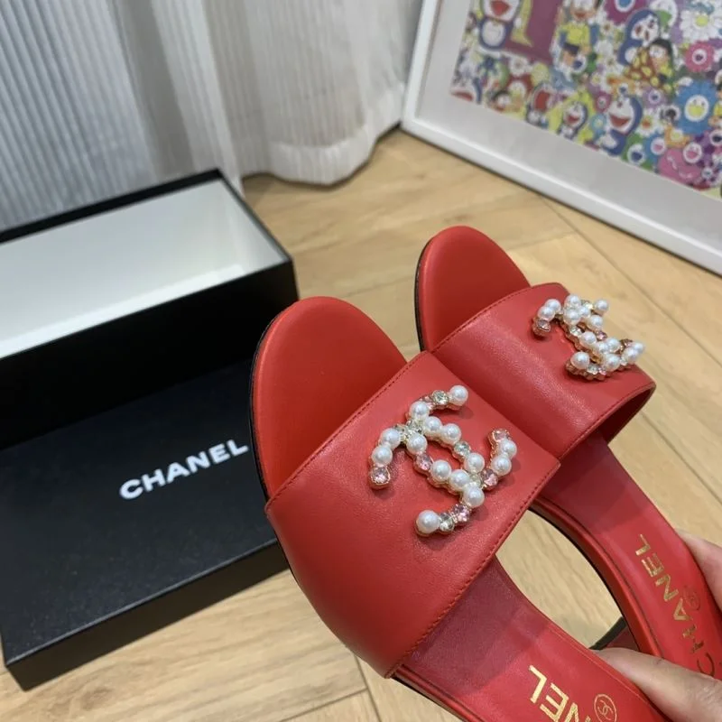 Chanel Slippers Sporty 18829