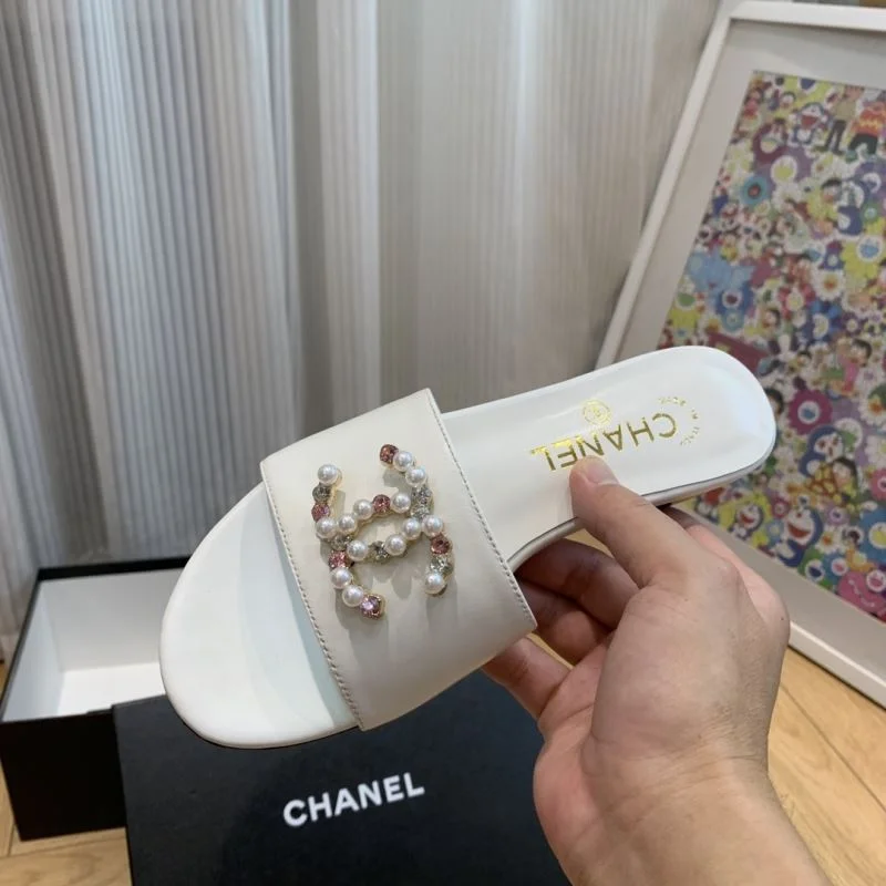 Chanel Slippers Unique 18826