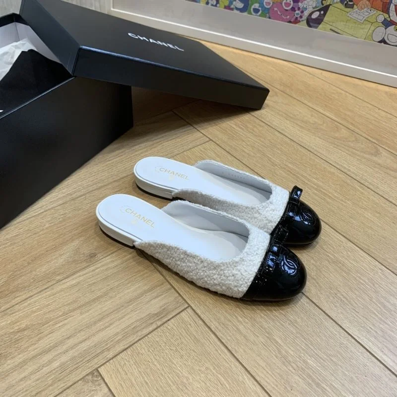 Chanel Slippers StreetReady 18813
