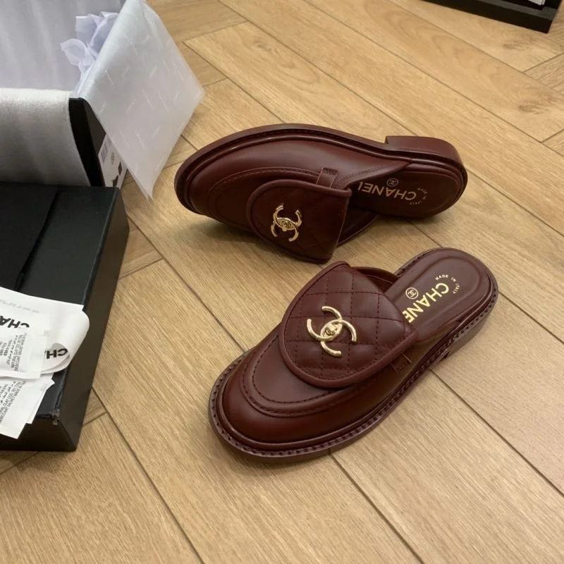 Youthful Chanel Slippers 18818