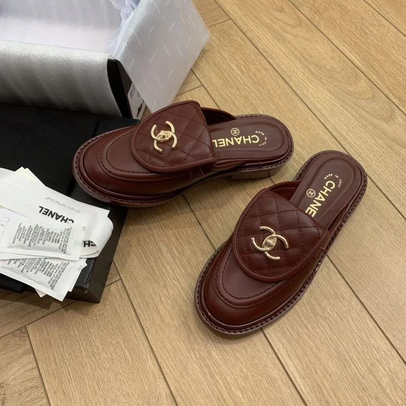 Youthful Chanel Slippers 18818