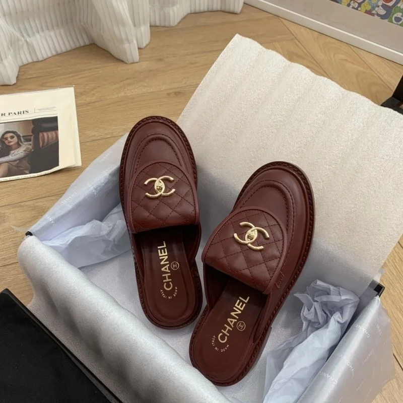 Youthful Chanel Slippers 18818