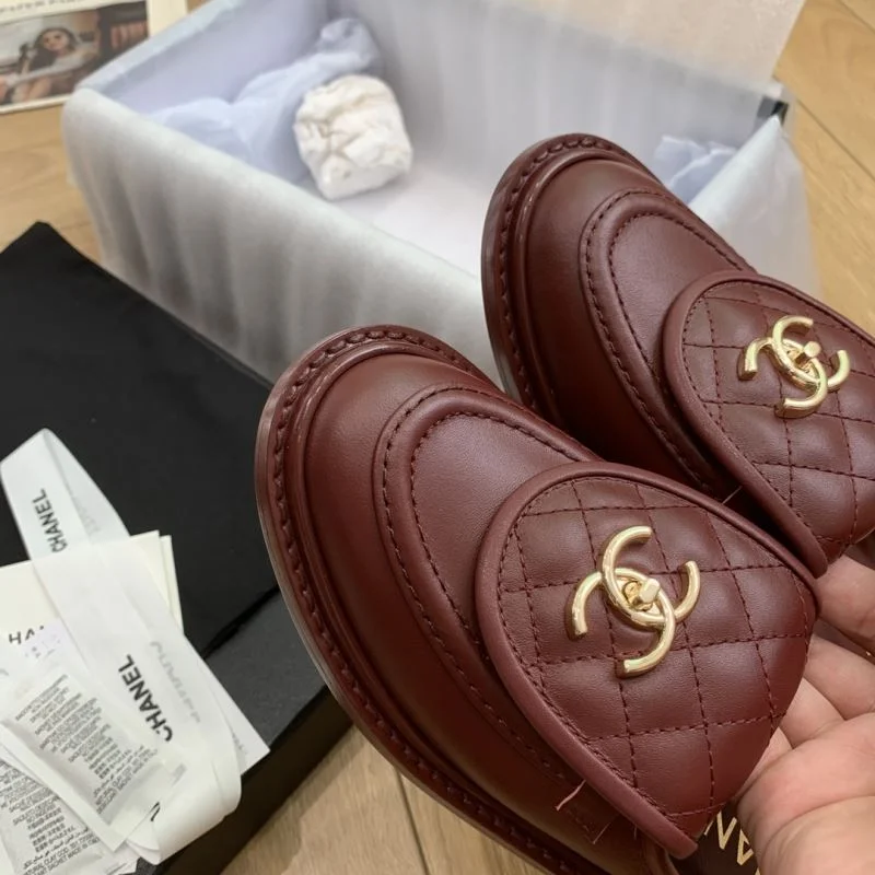 Youthful Chanel Slippers 18818