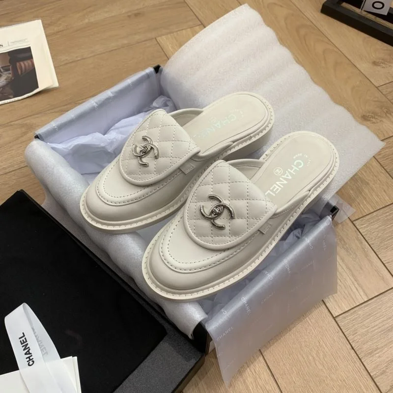 Lightweight Chanel Slippers 18812