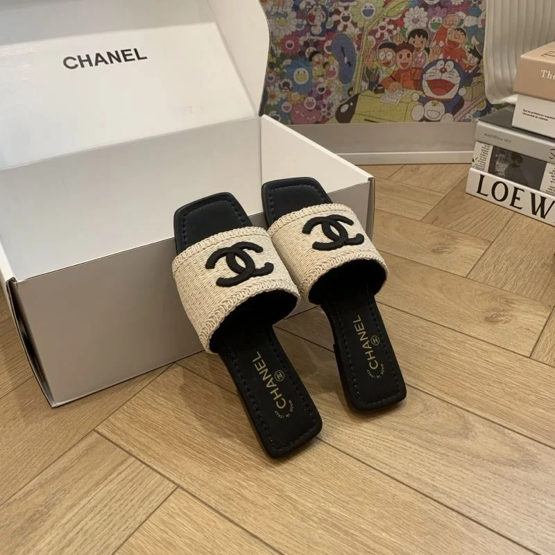 Durable Chanel Slippers 18841