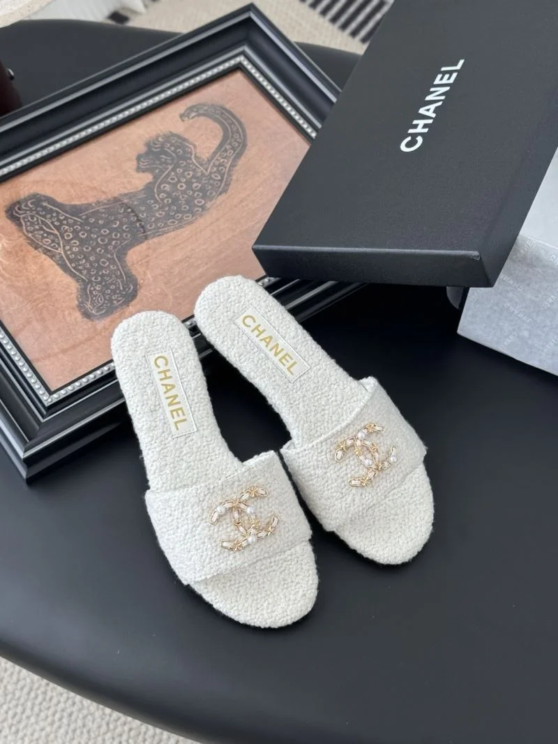 Packable Chanel Slippers 18784