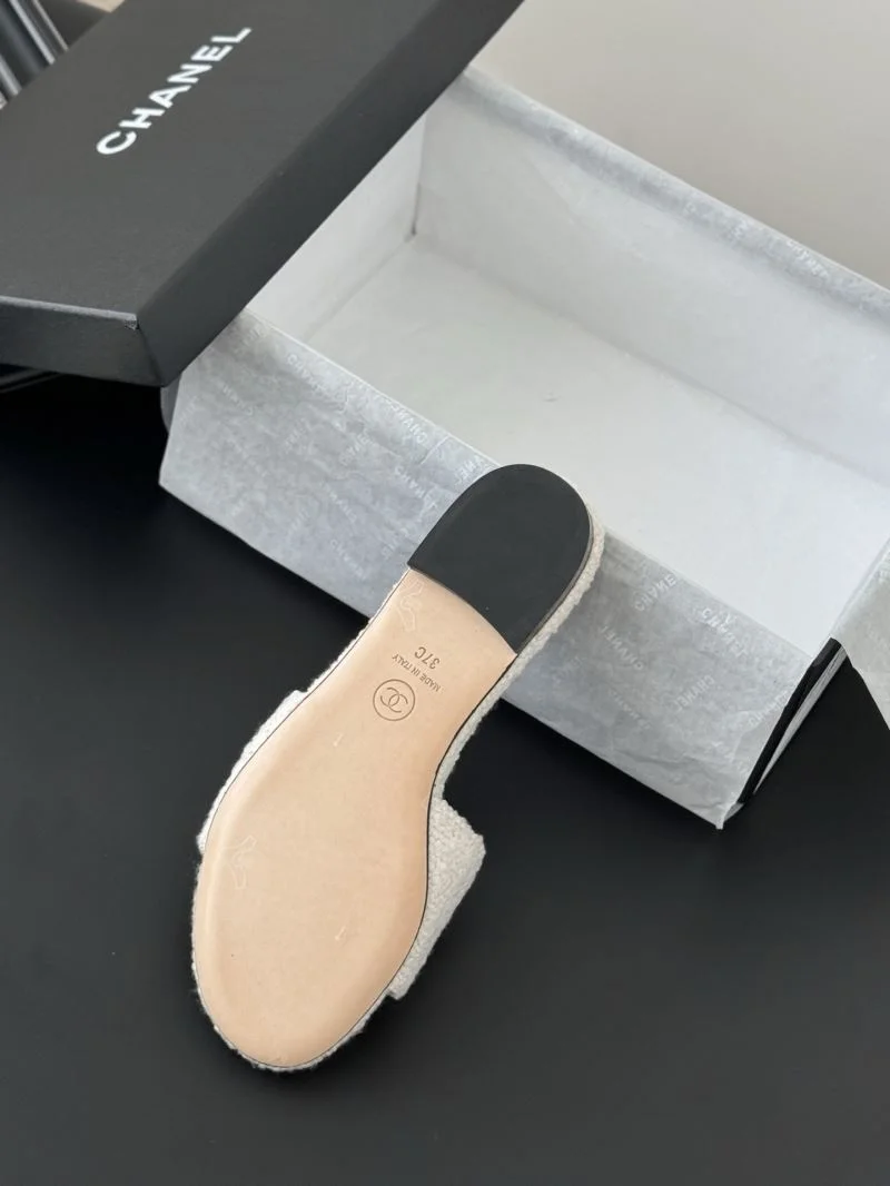 Packable Chanel Slippers 18784